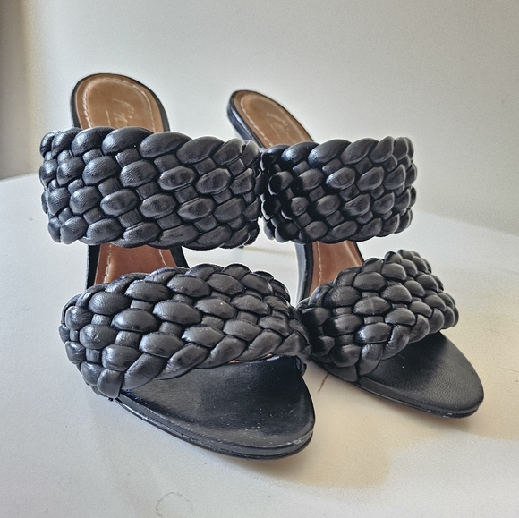 L'intervelle Leather Sandals - Picture 4 of 7